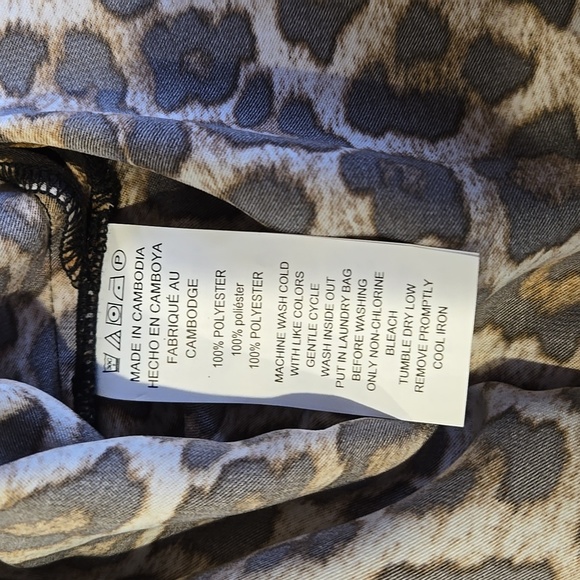 NWT Michael Kors zip blouse size 2X converts from long sleeve to 3/4 - Picture 4 of 5